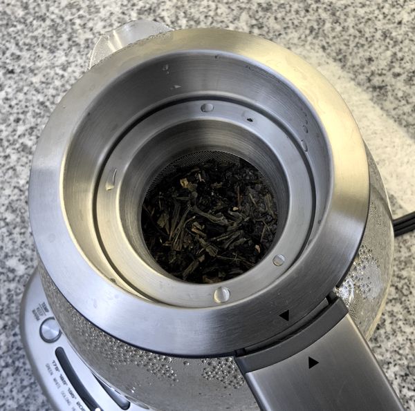 breville_compact_tea_infuser_tea_in_pot